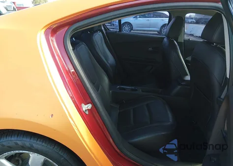 2012 Chevrolet Volt z USA, uszkodzony, nr VIN 1G1RB6E4XCU109510